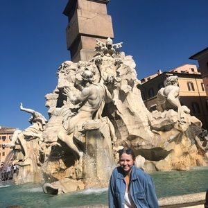 Meet your Posher, Alana